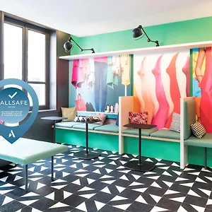 Hotel Ibis Styles Gare Saint Lazare, Paris