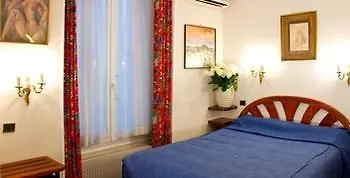 Hotel La Sanguine Párizs